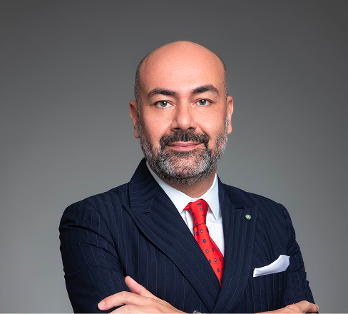 Fabrizio Ferri - Executive con prestigiosa carriera internazionale tra Stati Uniti, Europa e Asia