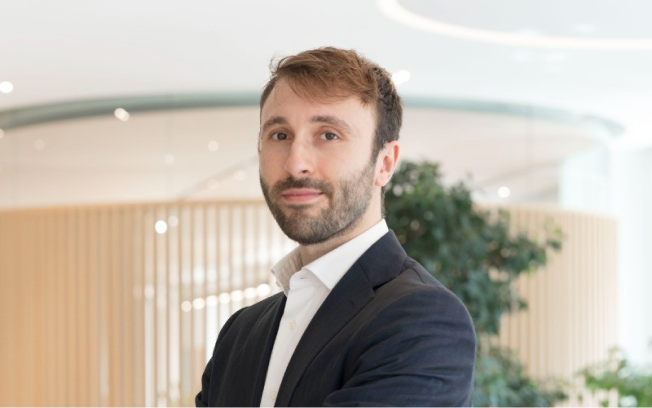 Simone Roccoli - Co-founder, Chapeau Media